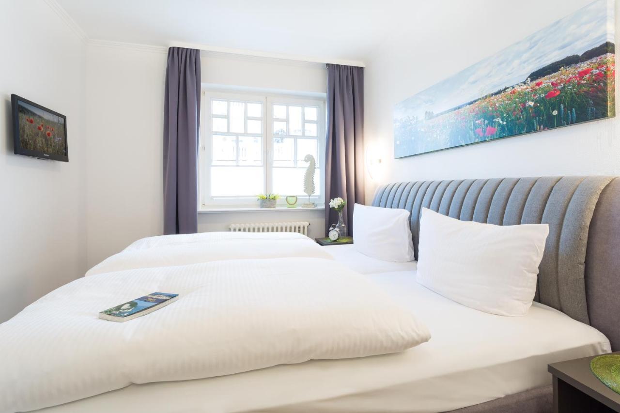 Strandvilla Seeadler Hinter Duene Und Meer Binz Exterior foto